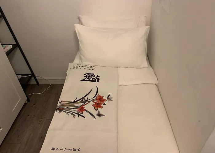 Quiet & Relaxing Place - 1 Min To Metro - Later Check-in After At 19 - Lgbt Friendly - Private & Shared - Ideal For Women - No People Do Not Respect The Time - No People Do Not For Sleep Before Midnight 24 Milano